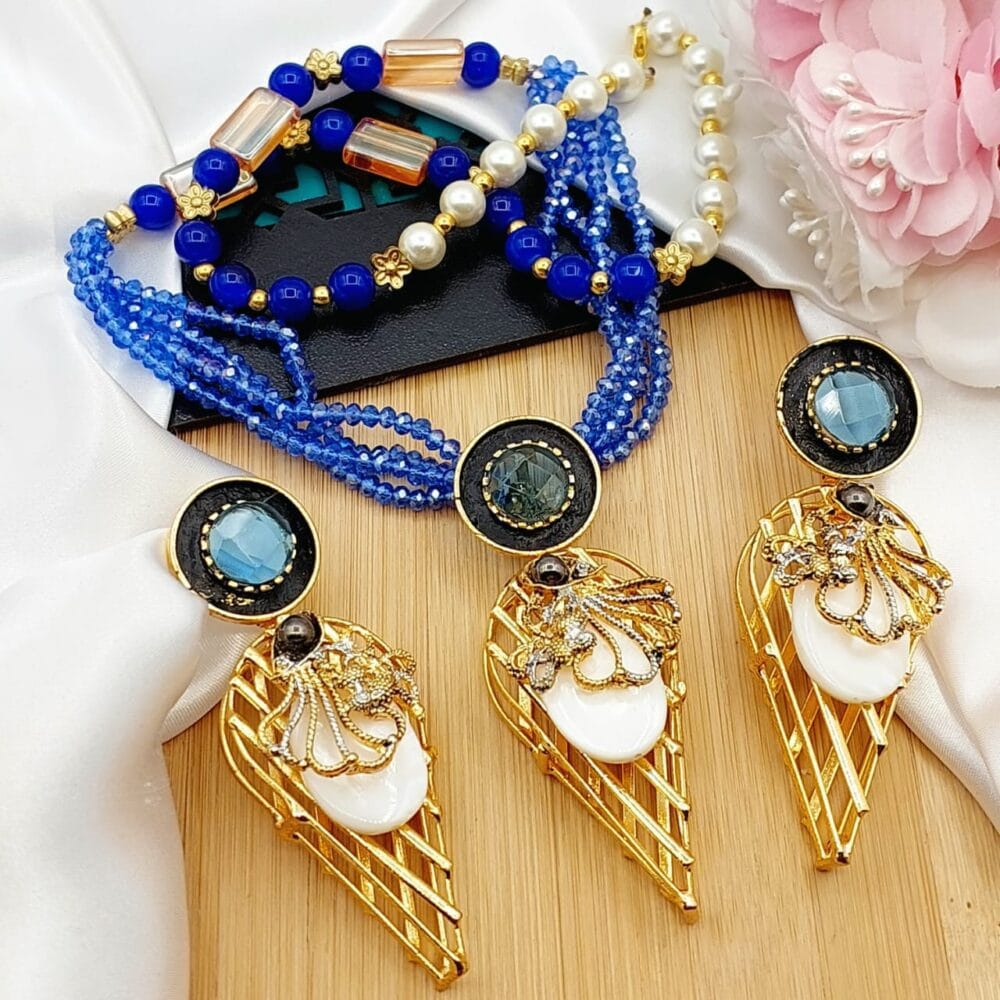 Doublet stone mother pearl locket set with fancy mala - Image 2