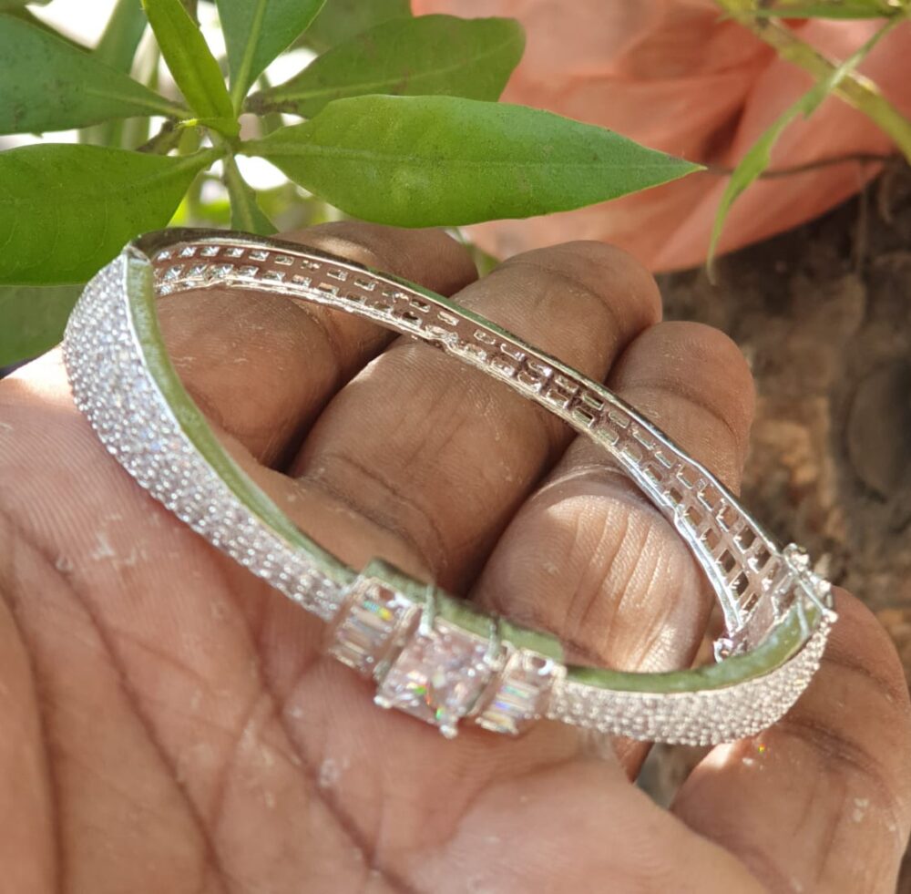 Silver Kada Bangle - Image 4