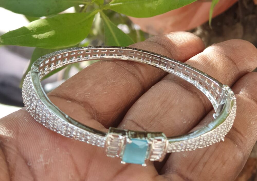 Silver Kada Bangle - Image 3