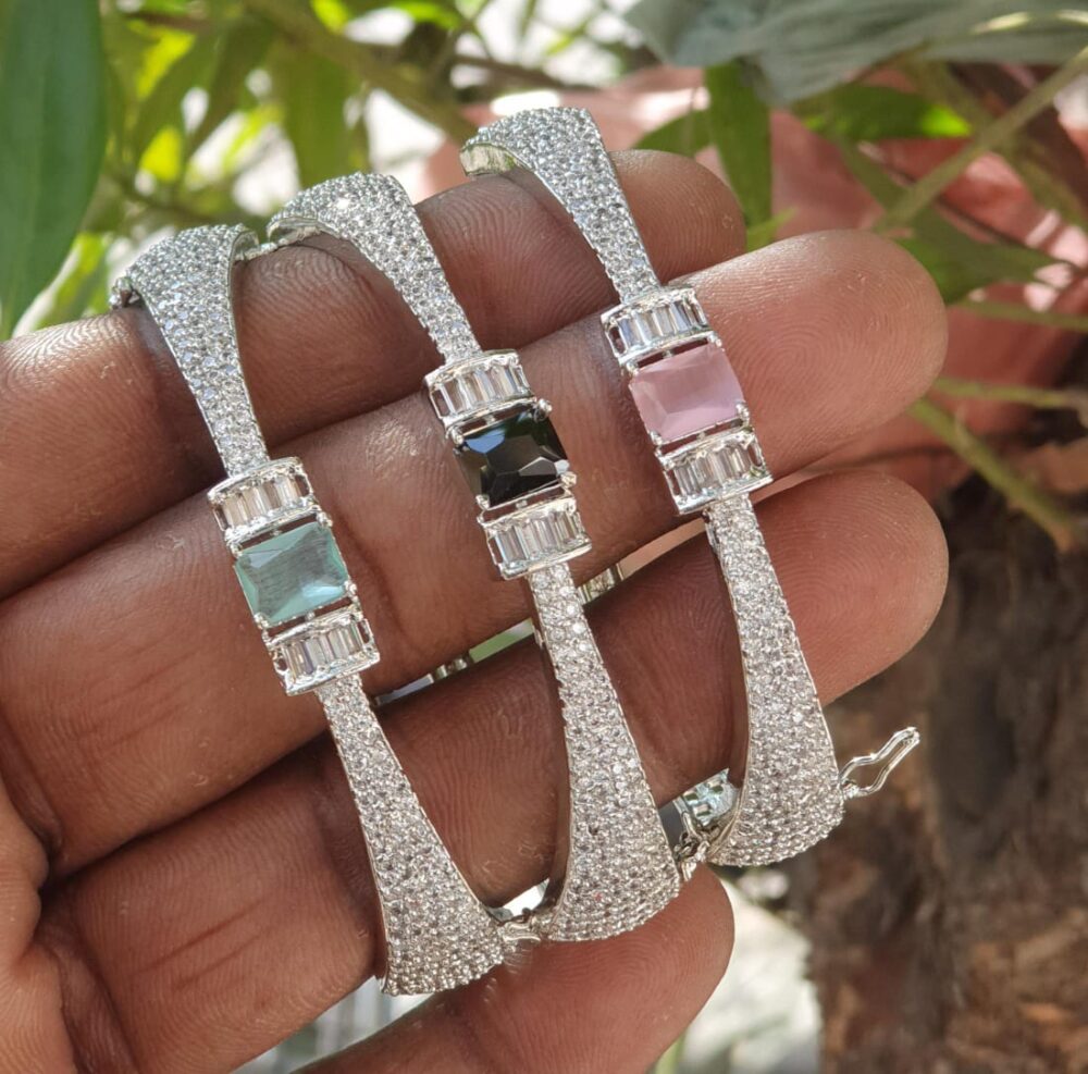 Silver Kada Bangle