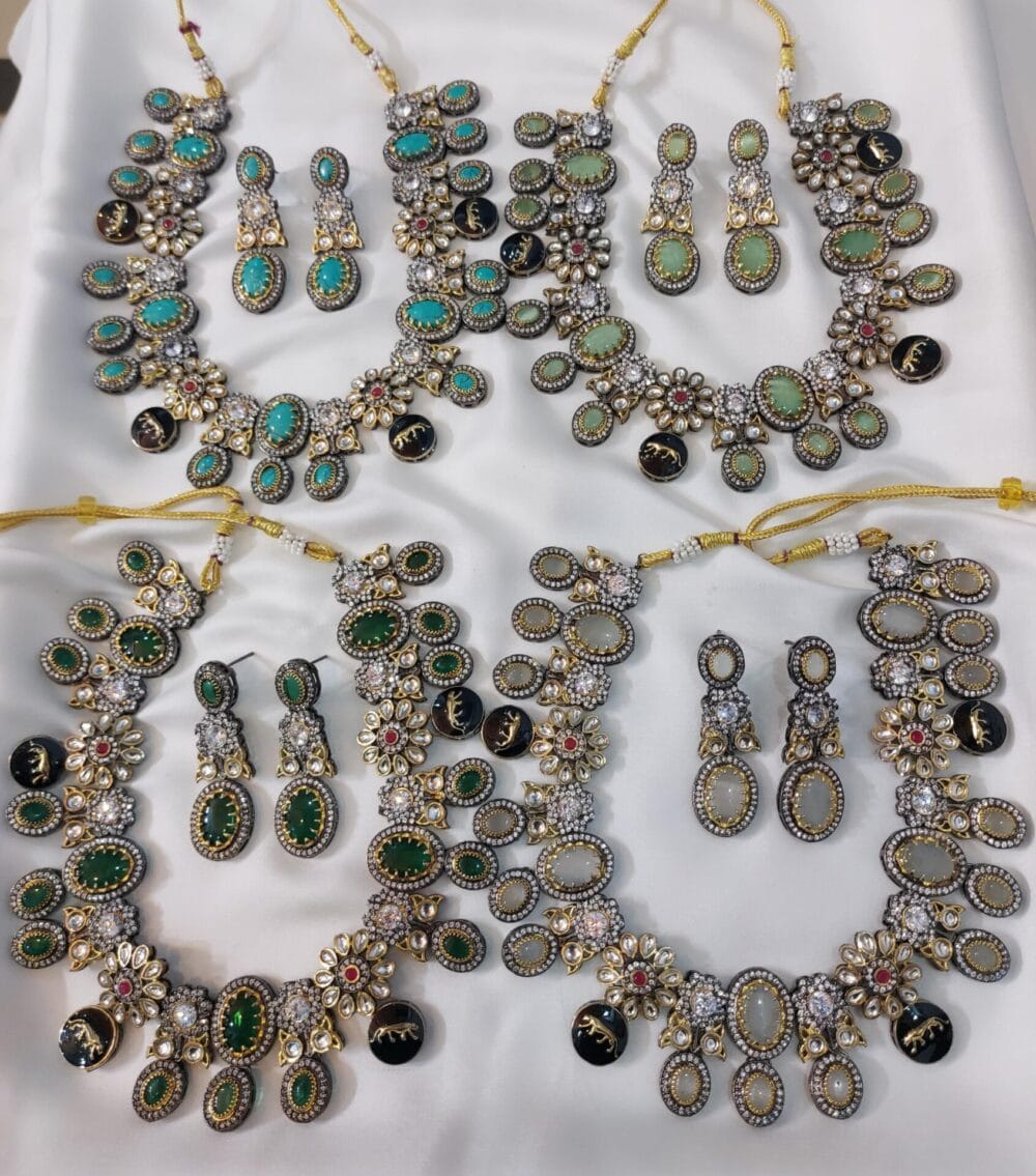 Sabyasachi Jewellery Original collection Big Necklace with Earring Set - Image 5