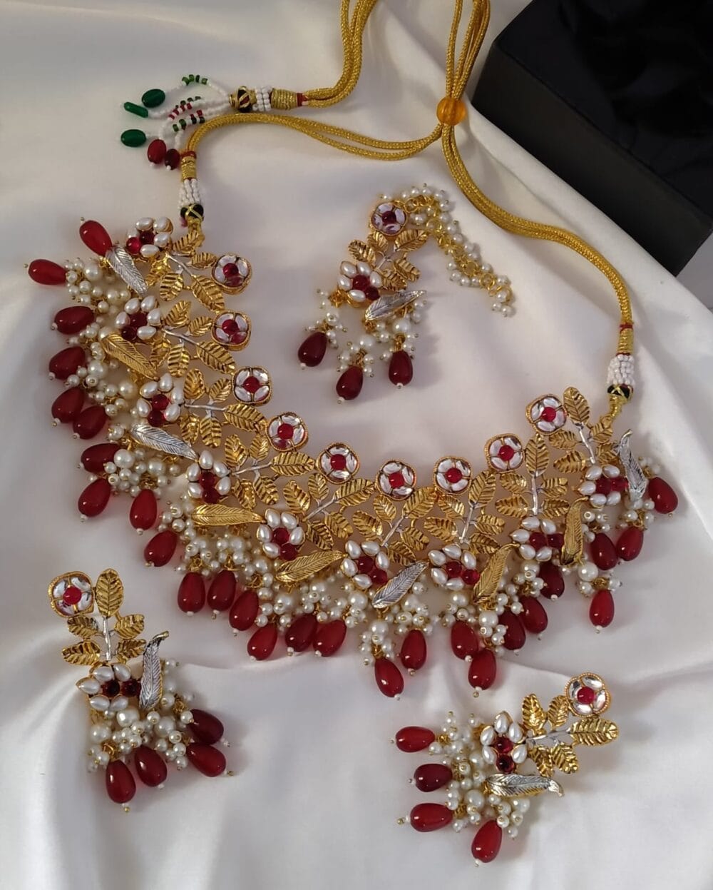 Handmade Kundan Necklace - Image 7