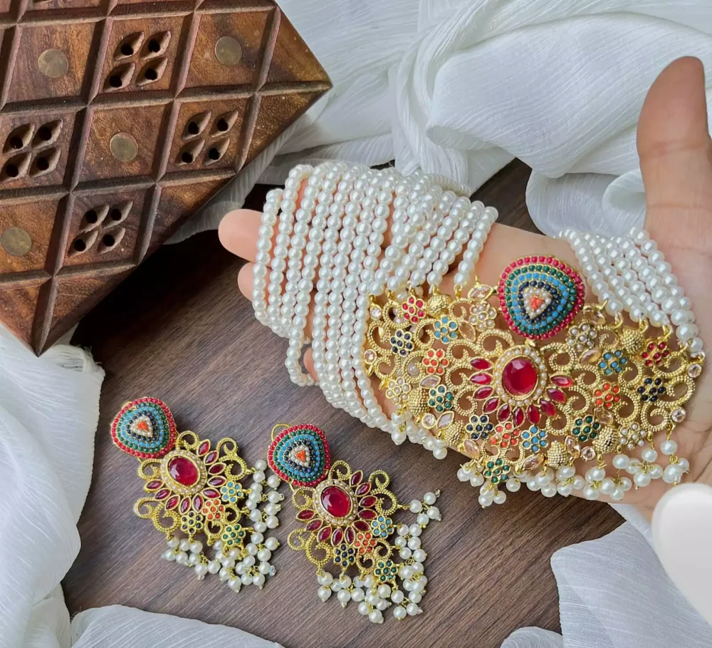 Nouratan Mala Set with Earrings - Image 4