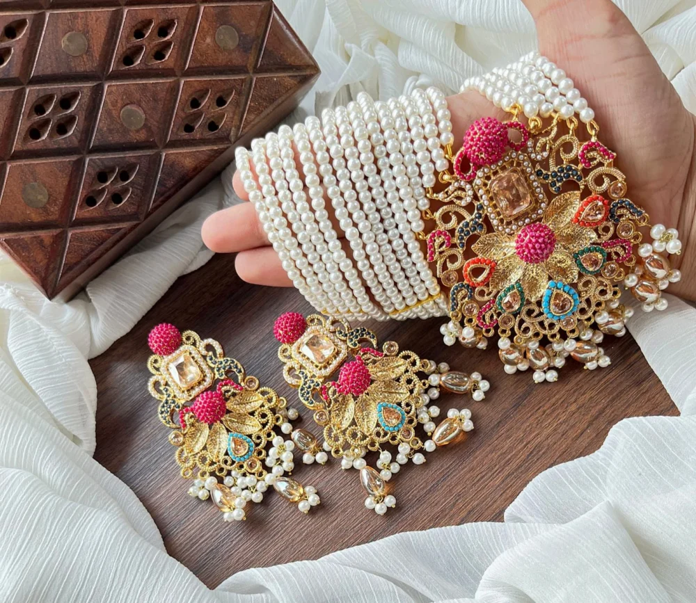 Nouratan Mala Set with Earrings - Image 11