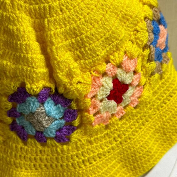 Yarn Knitted Cap (Yellow)