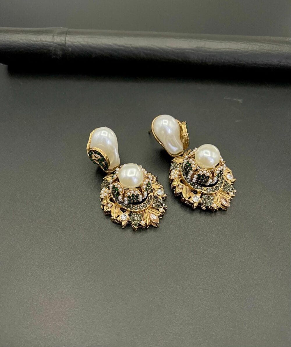 Pearl Drop Earrings - Image 4